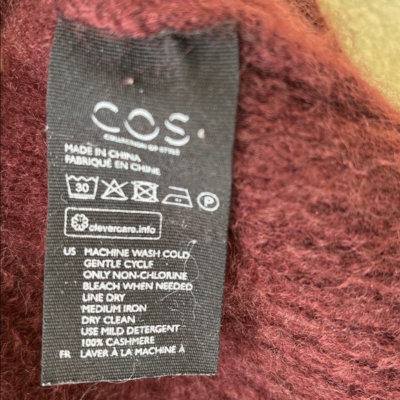 COS Merlot Cashmere Cropped Sweater - Picture 3 of 5
